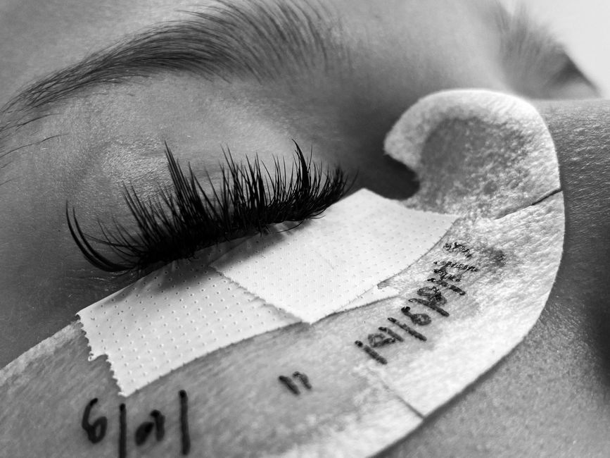 lash extension salon